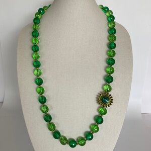 Apple Emerald Green KATE SPADE NY Beaded Necklace with FLOWER Clasp SIGNED
